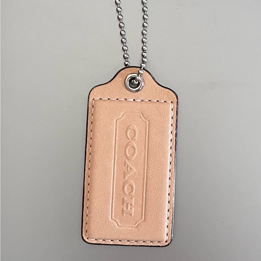 Coach hang tag